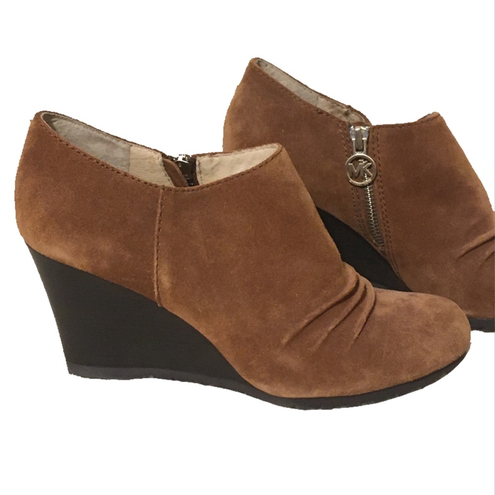 Michael Kors Leather Upper Brown Suede Wedges 9M